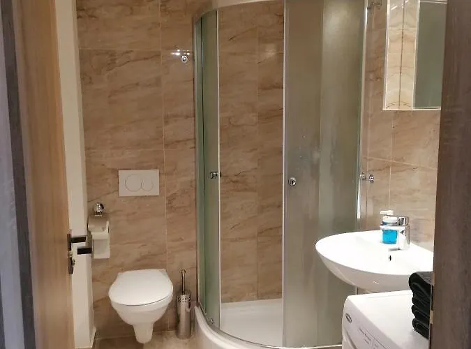 Apartment Brand New # 45 With Free Parking In The Center